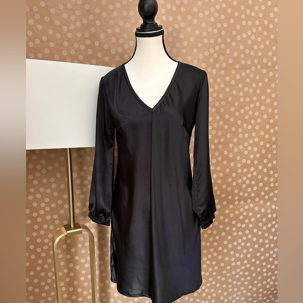 Satin Women’s Dress Size S V Neck